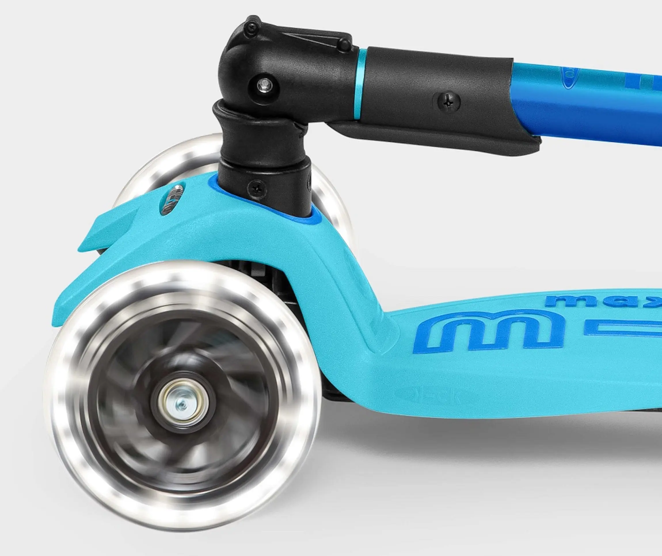 Самокат Micro Maxi Deluxe Foldable LED (Bright Blue) - 4
