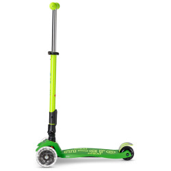 Самокат Micro Maxi Deluxe Foldable Neon LED (Parrot Green) Thumb