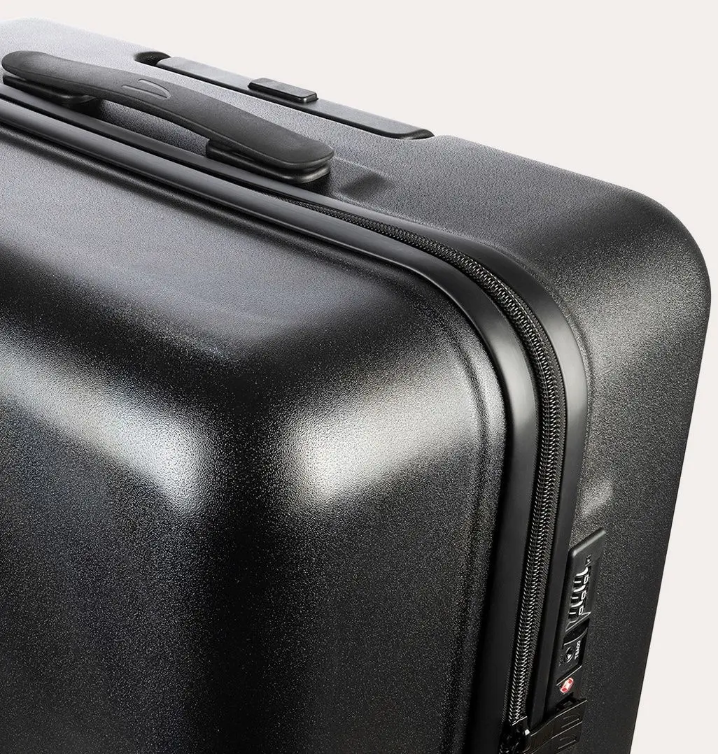 Чемодан Tucano Ted Rigid L 102L (Black)