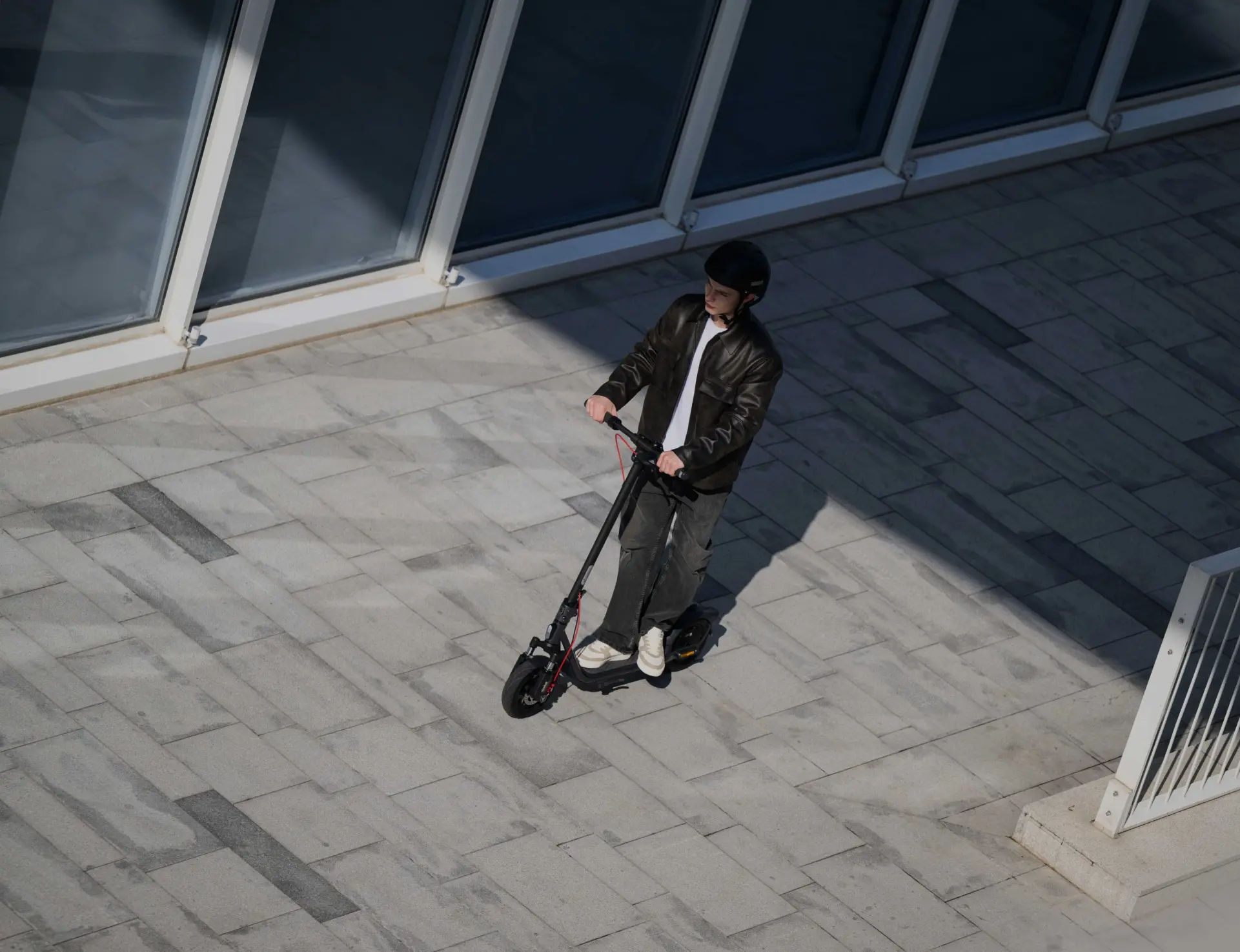 Trotineta electrica Segway-Ninebot KickScooter F2 PRO E II (Black)