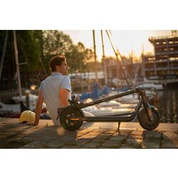 Trotineta electrica Segway Ninebot Kickscooter F30E (Black) Thumb