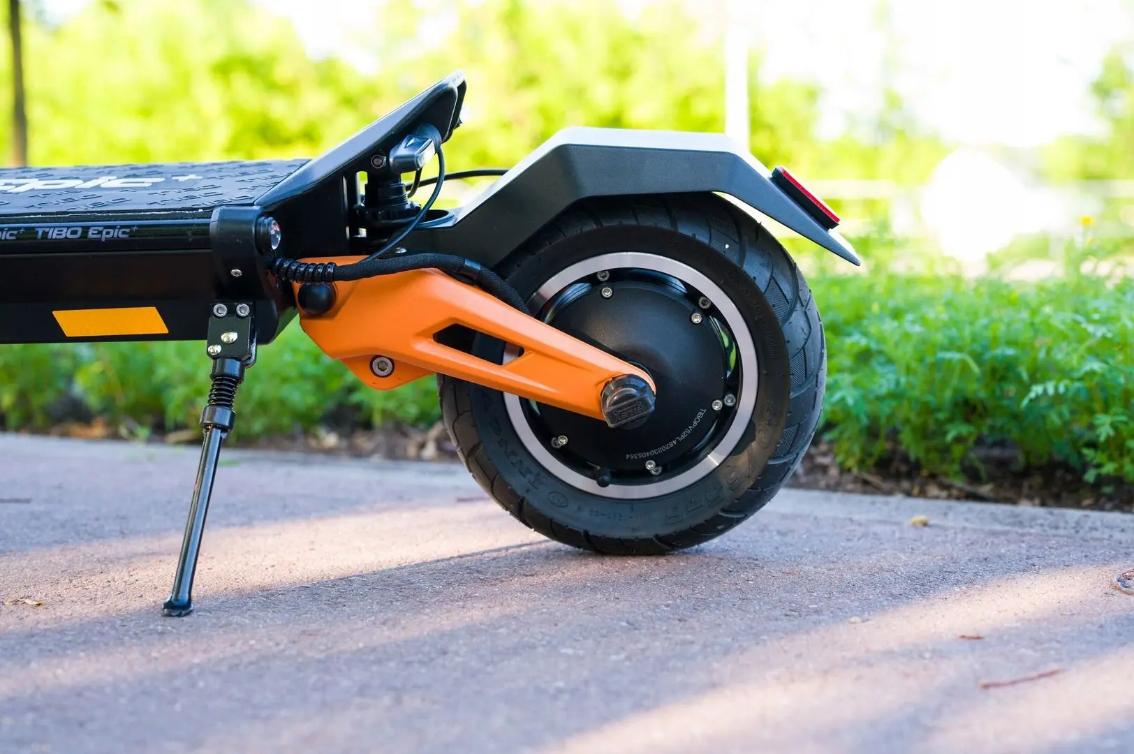 Электросамокат Tibo Epic+ 2.0 20.3 Ah (Black/Orange) - 7