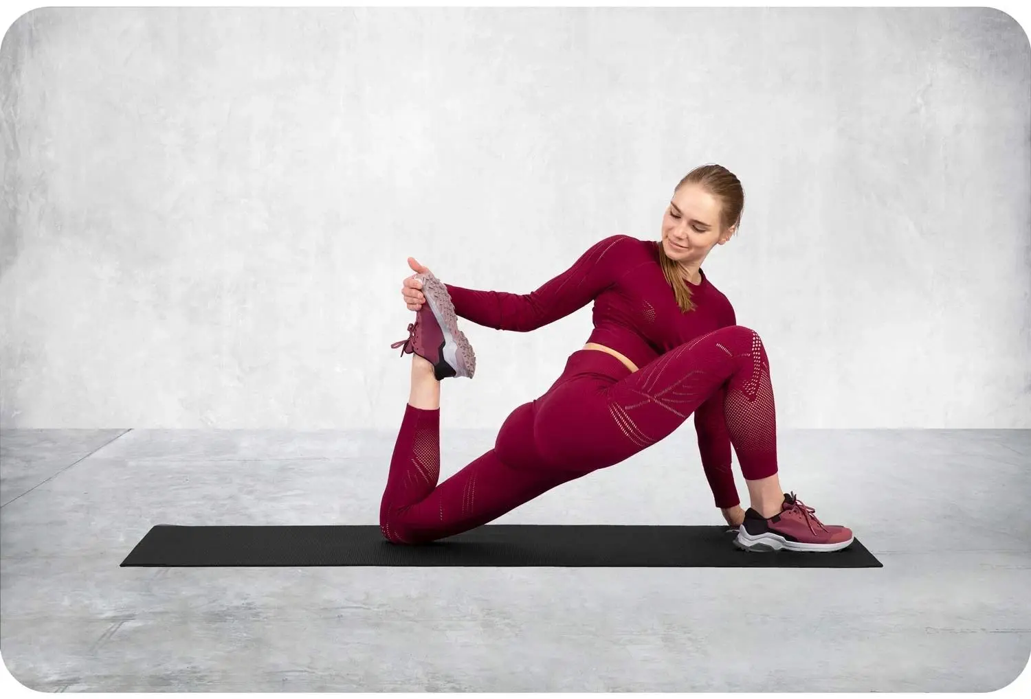 Covoras pentru yoga Neo Sport 192100 (Black)