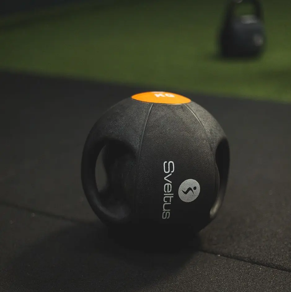 Медицинбол Sveltus 888 8 kg (Black/Orange)