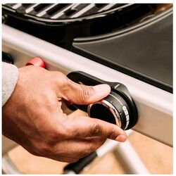 Gratar pe gaz Weber Traveler (Black) Thumb