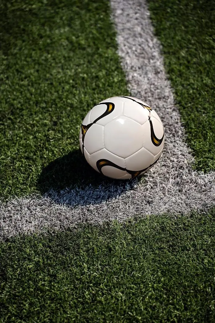 Minge de fotbal Sportica Shooter (White/Black)