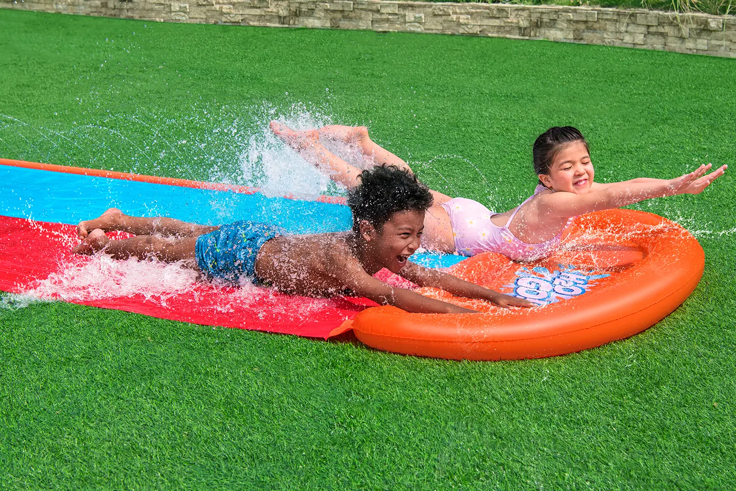 Водная дорожка Bestway H2O GO Tsunami Splash Ramp 52478 (Red/Blue)