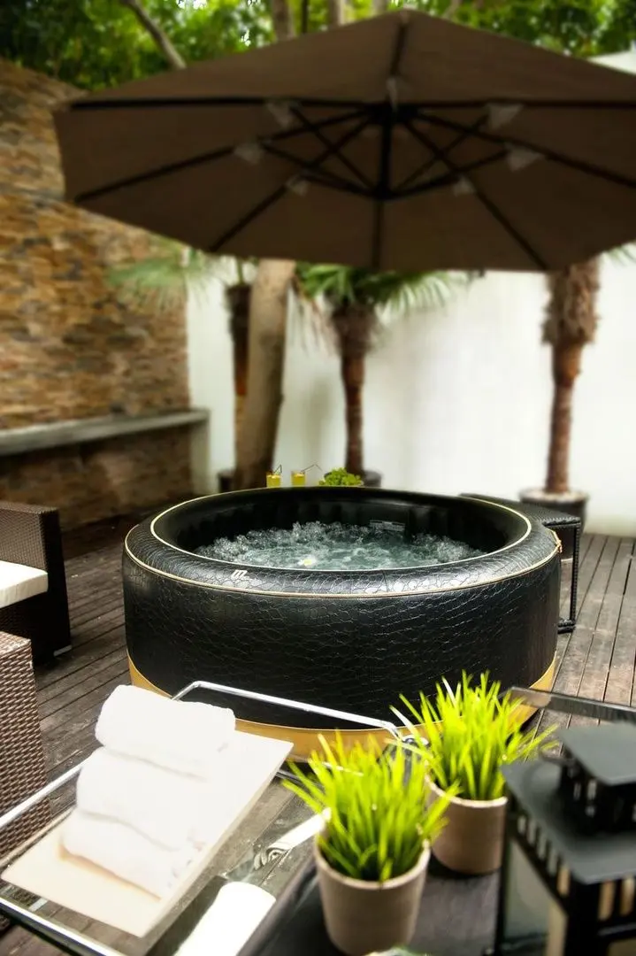Jacuzzi SPA MSpa Premium Luxury Exotic 8050394 (Black/Yellow) - 4