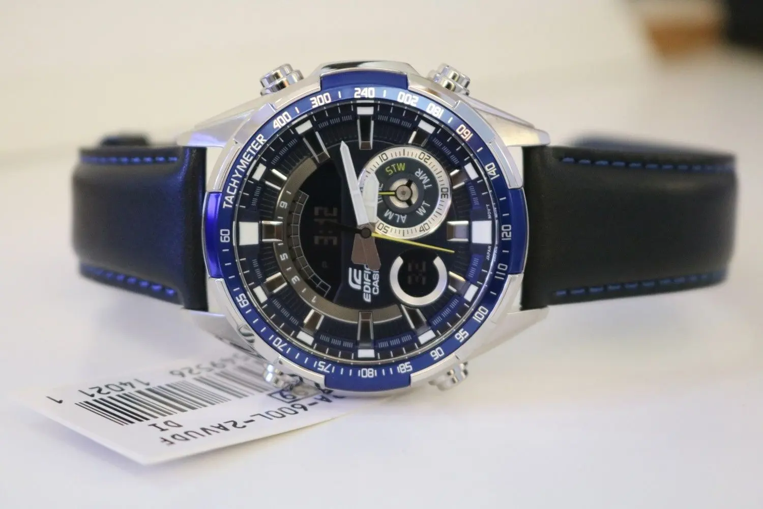 Наручные часы Casio ERA-600L-2A