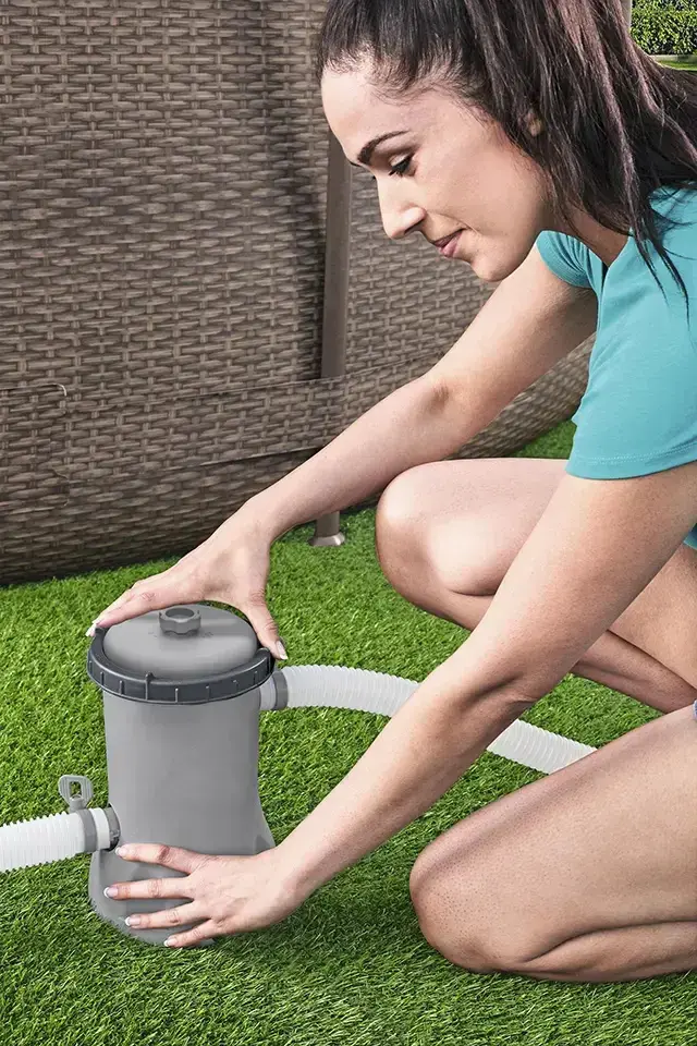 Фильтрующий насос Bestway 530 (Grey)