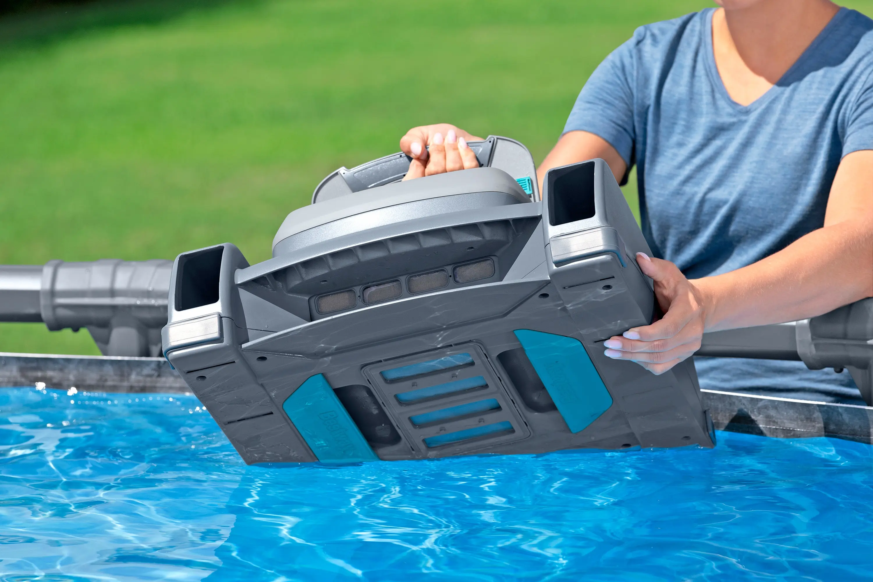 Robot pentru curatarea piscinei Bestway AquaTronix Pro G300 58942BW (Grey) - 11