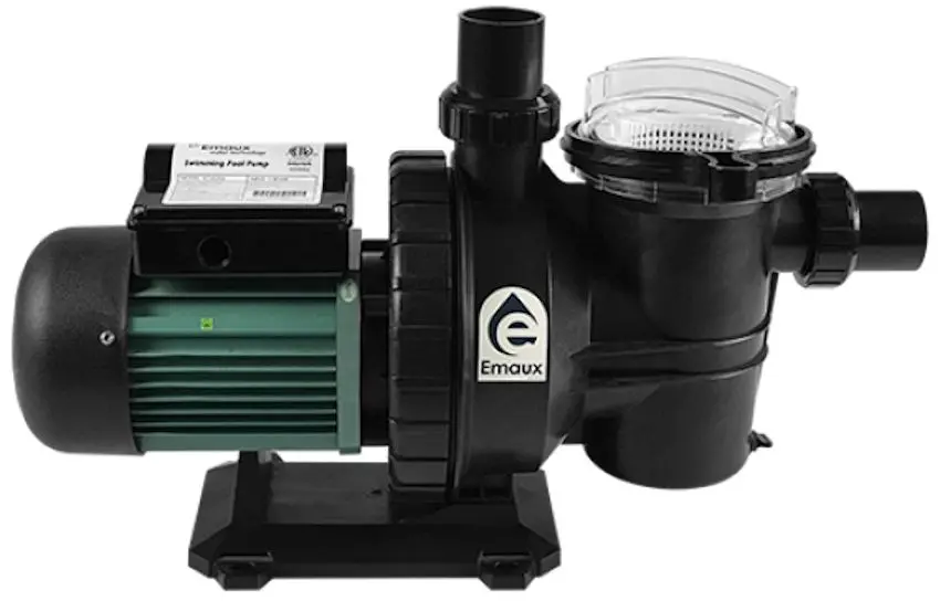 Комплект для фильтрации бассейна Emaux P700 + SC150