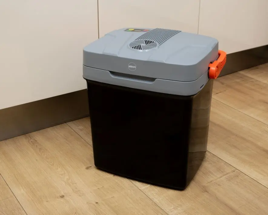 Автомобильный холодильник Eldom Frozzy TL110 (Black/Grey) - 4