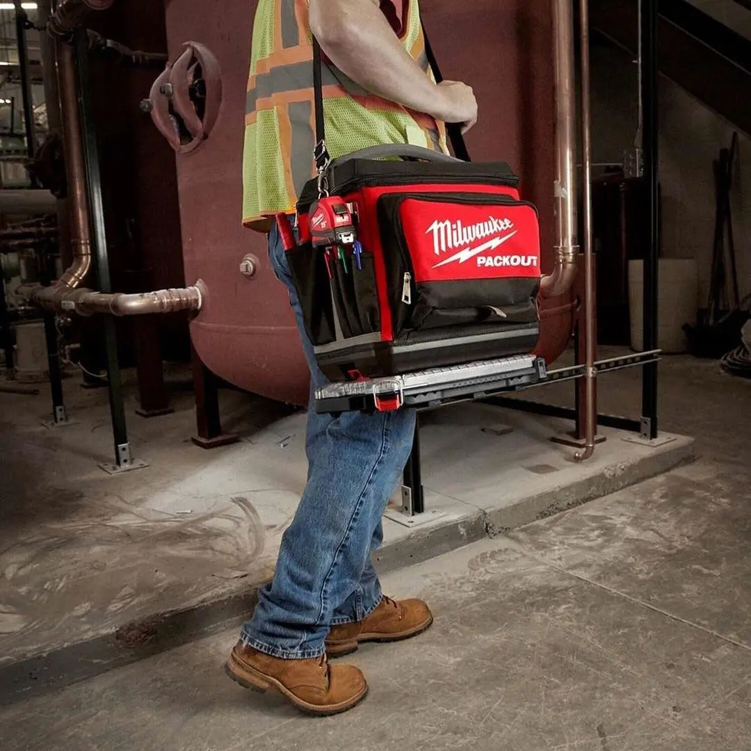 Geanta termoizolanta Milwaukee Packout 4932471132