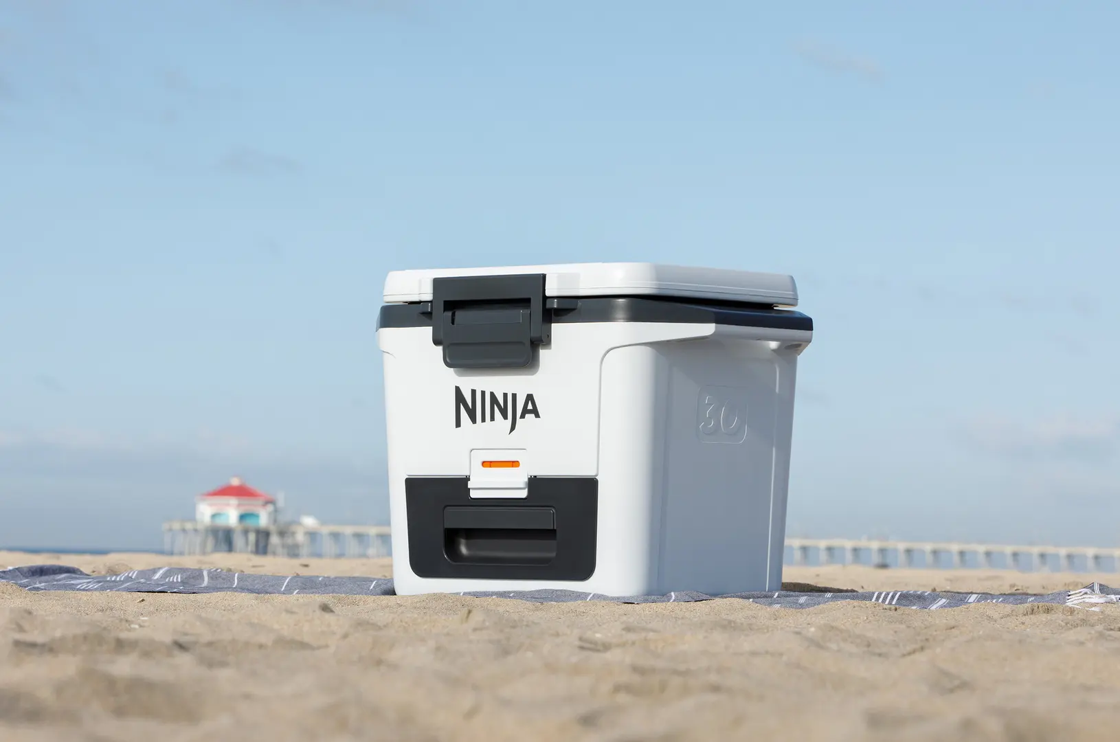 Термобокс Ninja FrostVault FB131WH (White/Black)