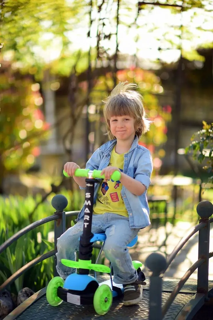 Самокат Bertoni (Lorelli) Smart (Red Fire) - 9