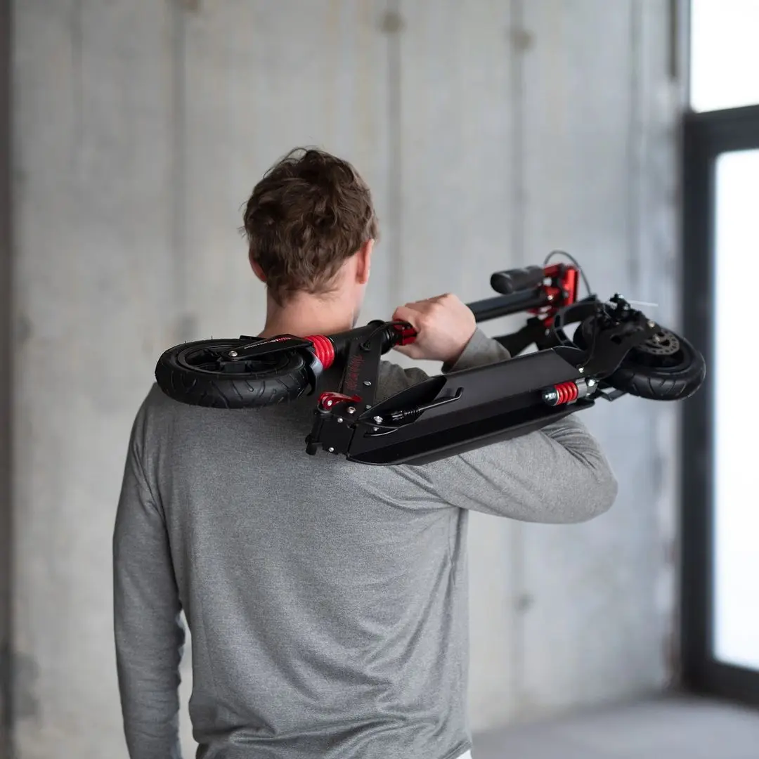 Самокат Nils Extreme HM209T (Black/Red)