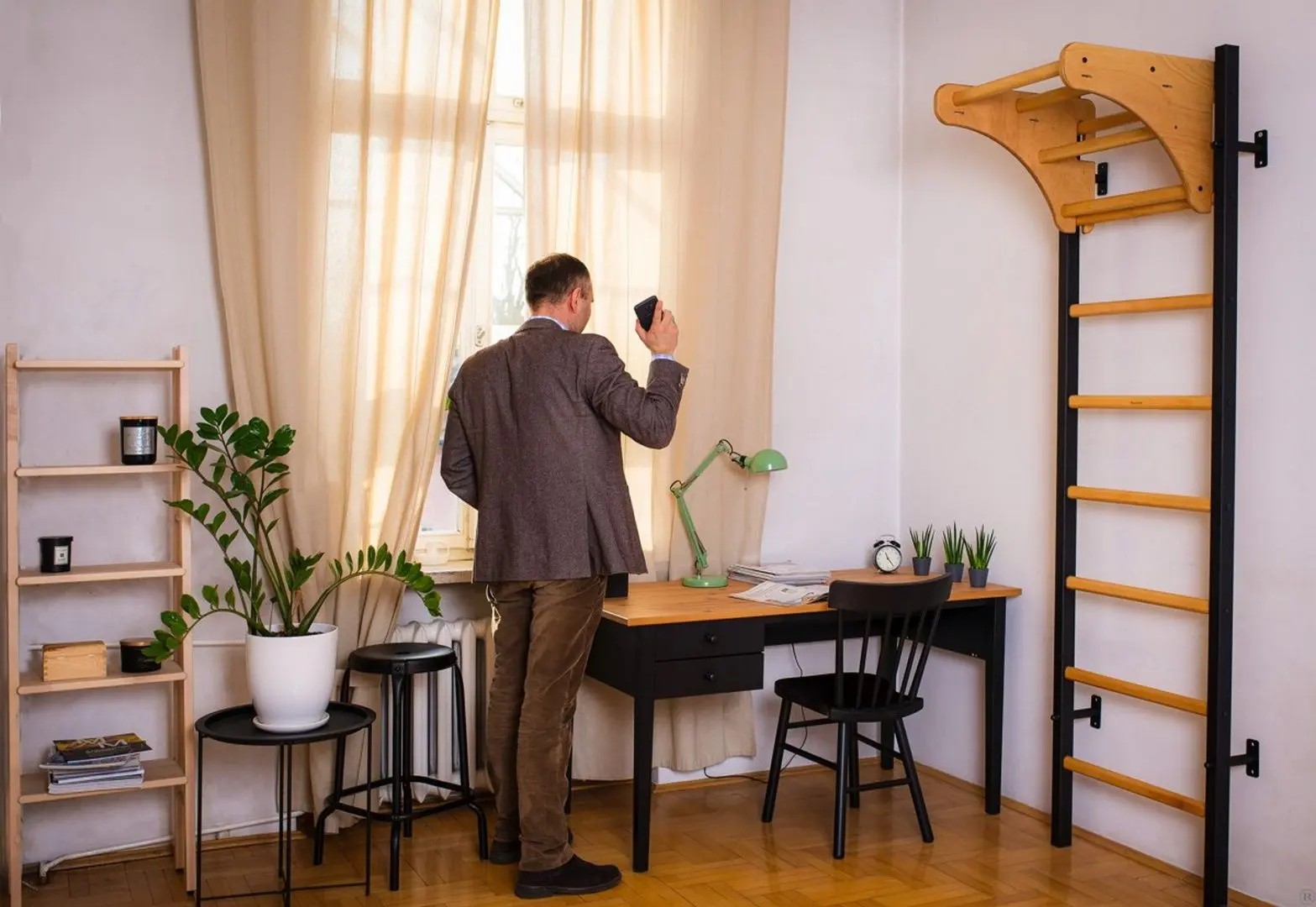 Spalier suedez BenchK 211B (Black/Wood)