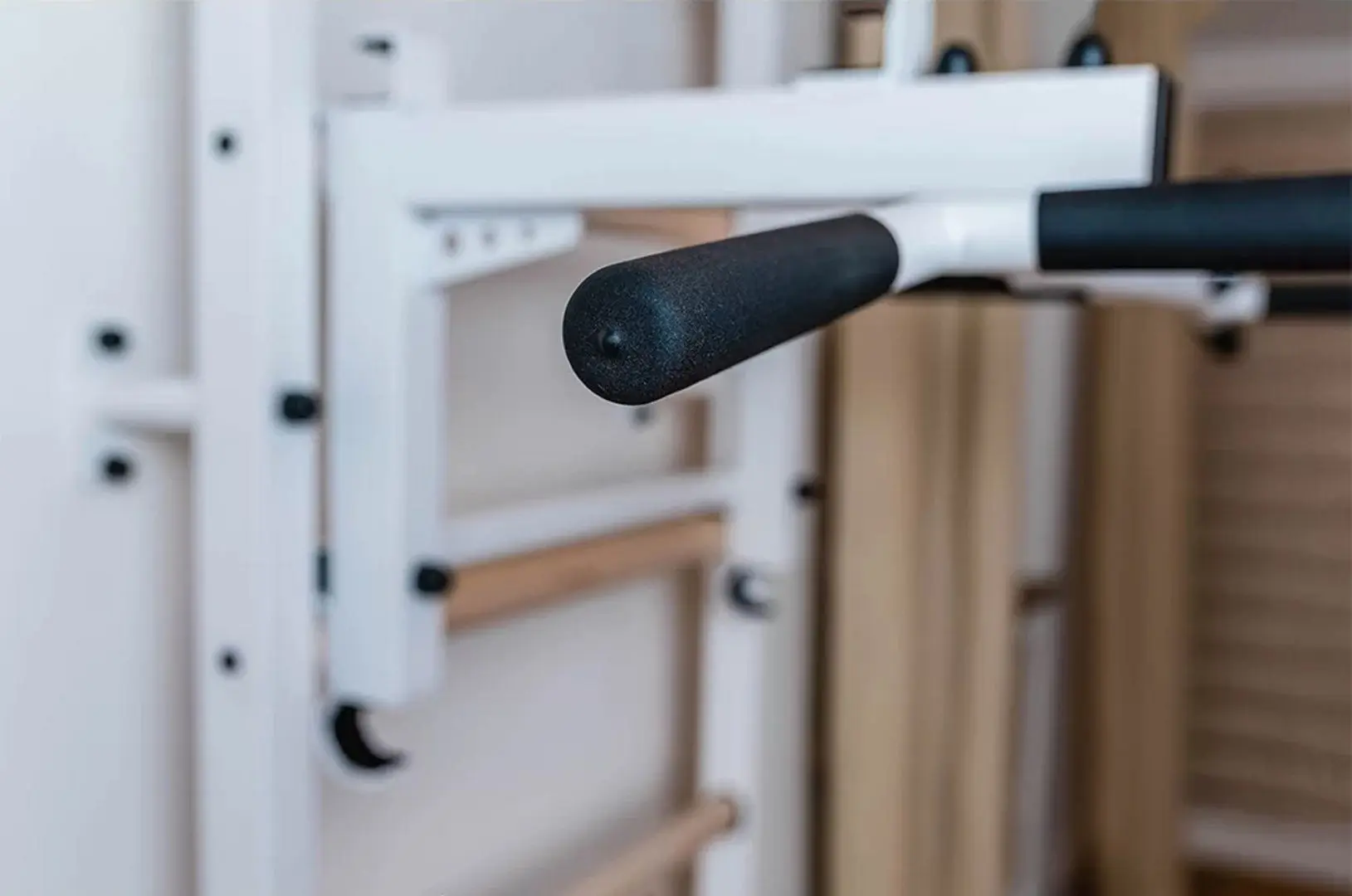 Spalier suedez BenchK 732W (Black/Wood)