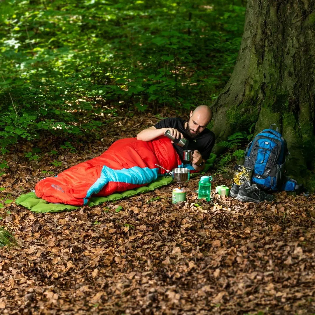 Sac de dormit Nils Camp NC2012 (Red/Blue)