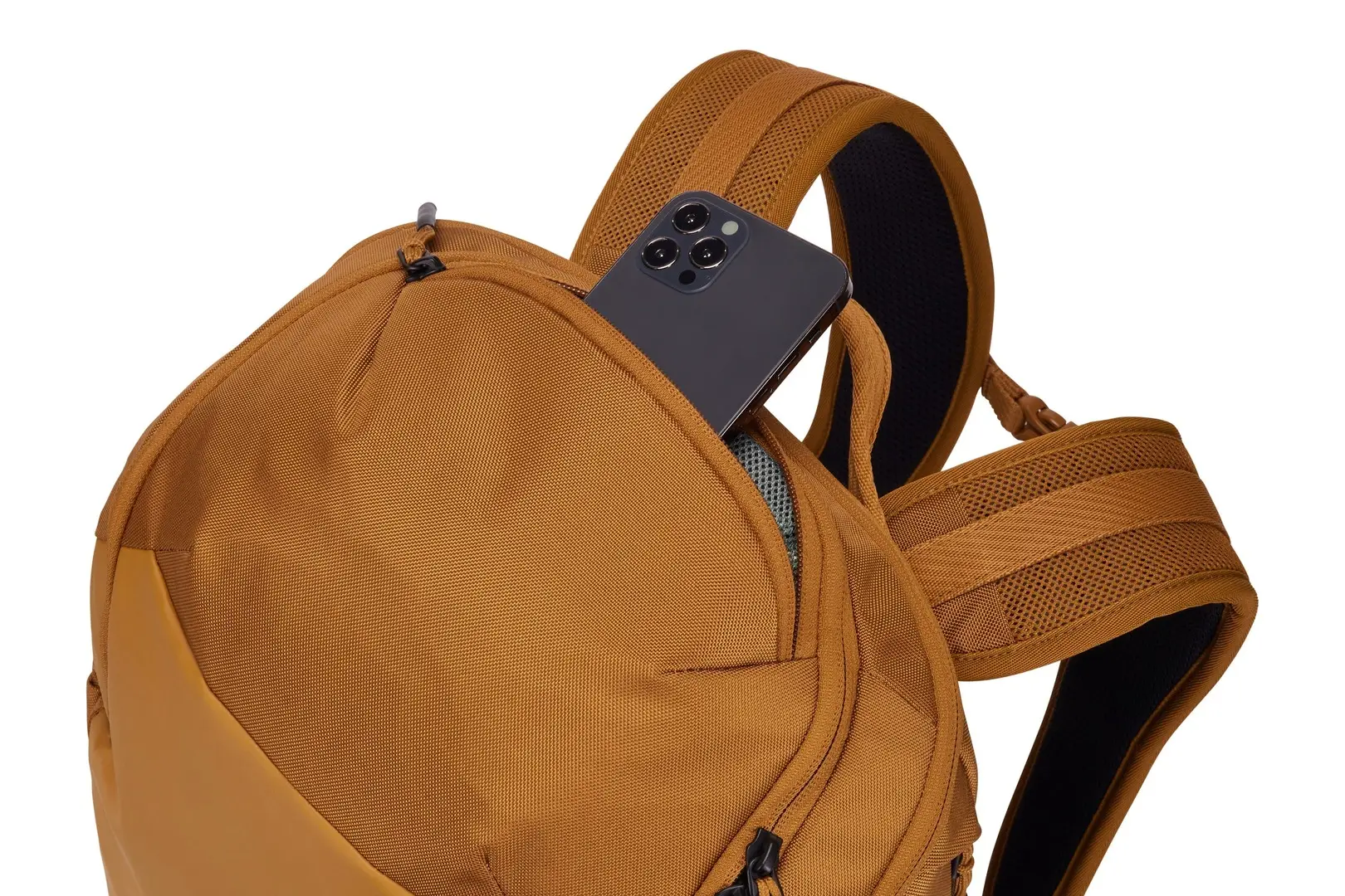 Rucsac Thule Chasm 26 L (Golden)