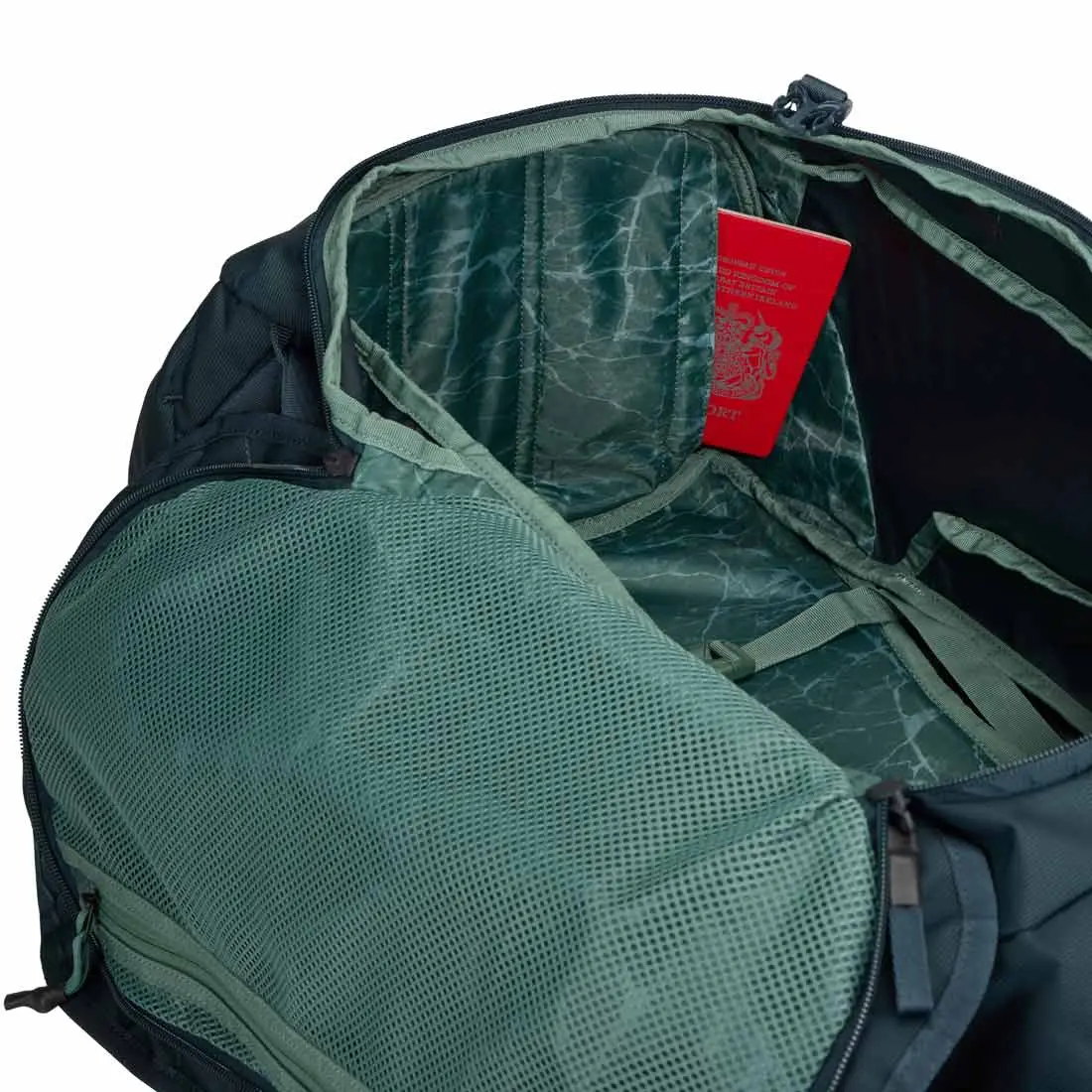 Рюкзак Thule Landmark 3205312 (Darkest Blue)