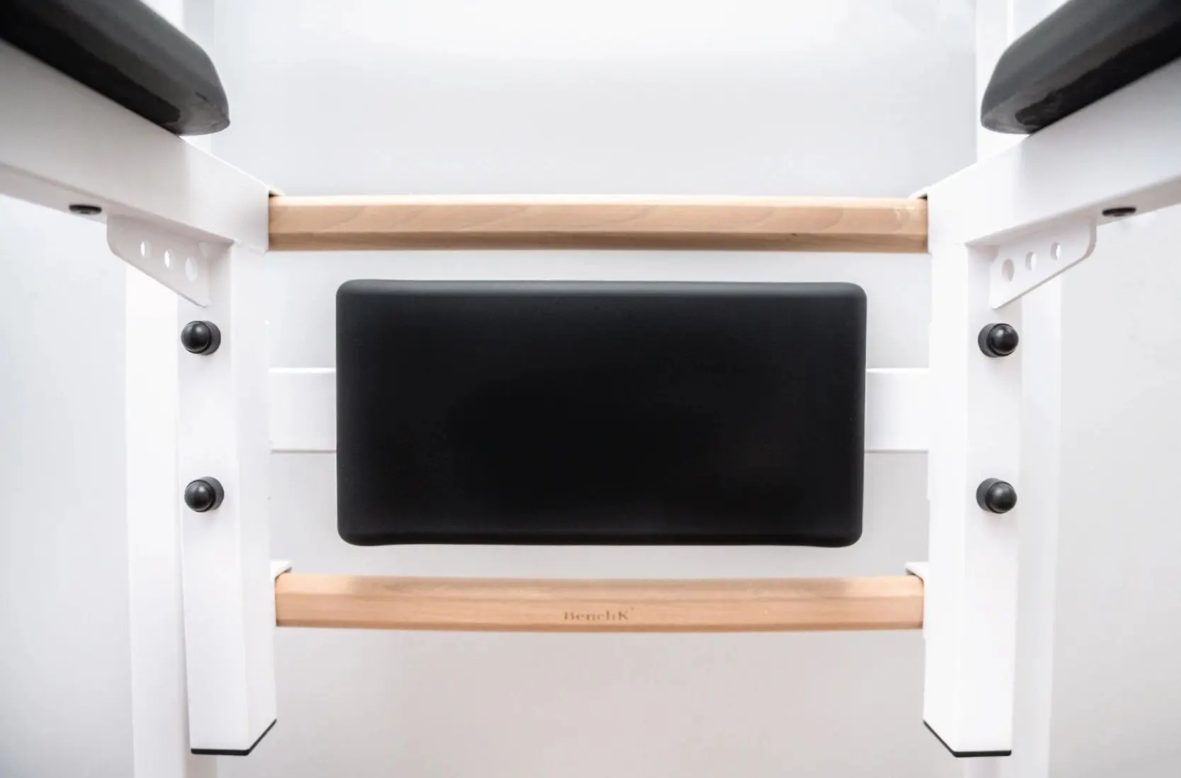 Турник для шведской стенки BenchK DB1W (White)