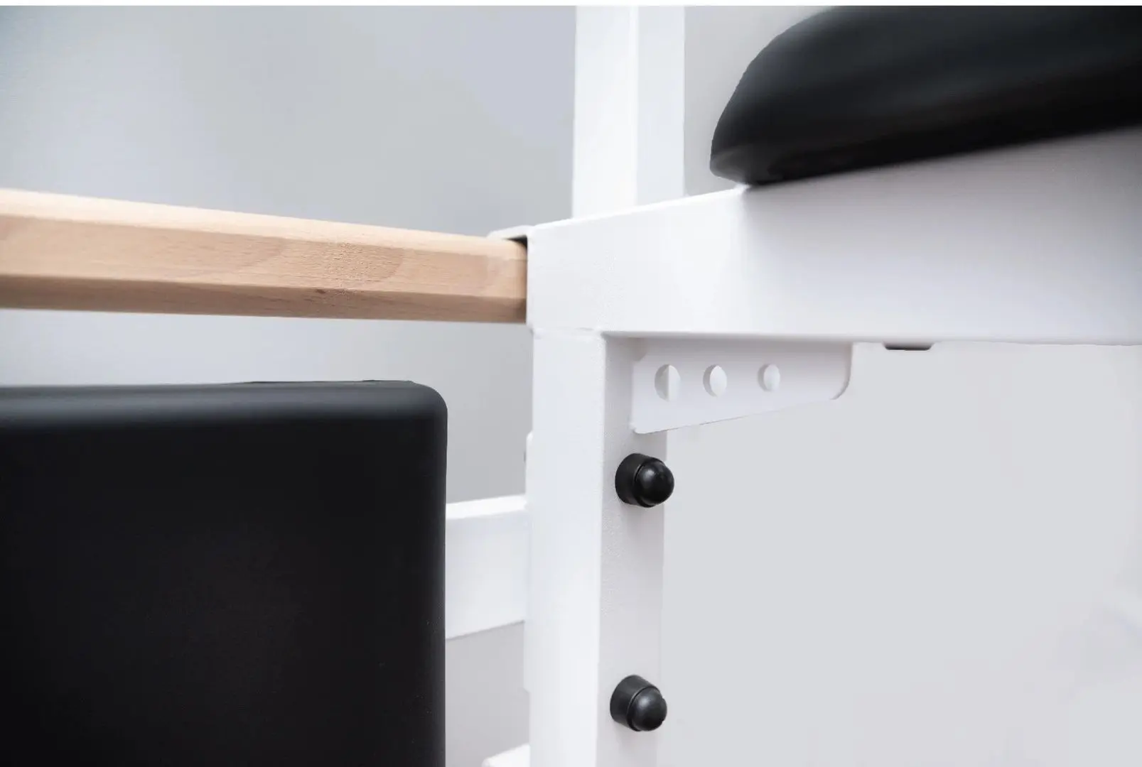 Турник для шведской стенки BenchK DB1W (White)