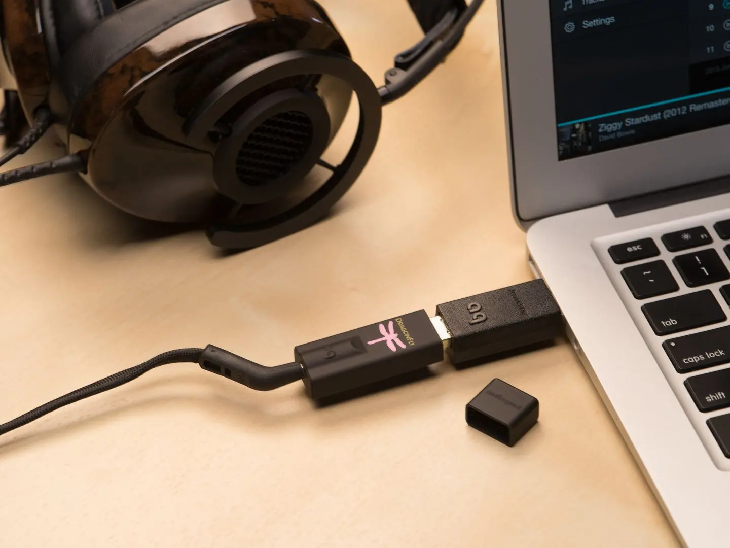 Адаптер USB to 3.5 Mini Jack Audioquest DragonFly (Black) - 3