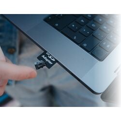 Карта памяти Verbatim Pro U3 microSDXC 128GB UHS-I V30 + SD Adapter Thumb