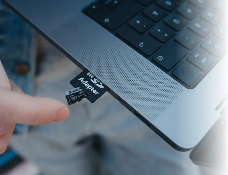 Карта памяти Verbatim Pro U3 microSDXC 128GB UHS-I V30 + SD Adapter - 3