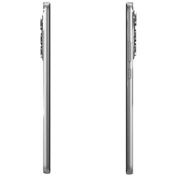 Мобильный телефон Motorola Edge 30 Dual 8GB/128GB (Supermoon Silver) Thumb