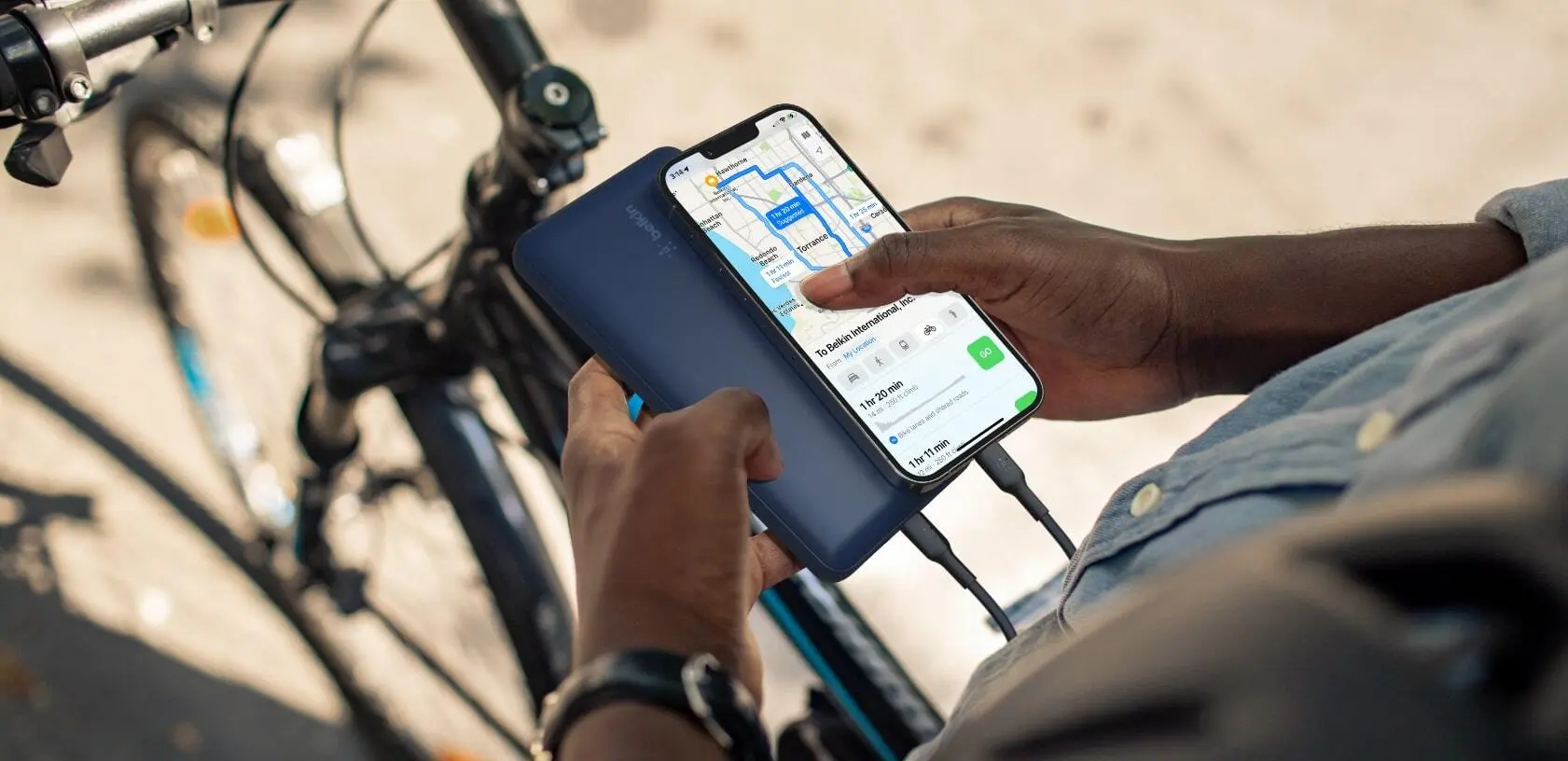 Acumulator extern universal Belkin BoostCharge BPB012BTBL 20000mAh (Blue)