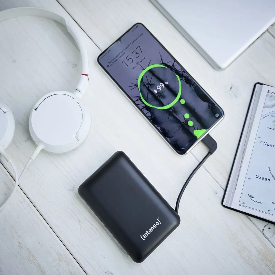 Универсальный внешний аккумулятор Intenso XС10000 (Black) - 9