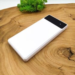 Универсальный внешний аккумулятор XO PR132 10000mAh (White) Thumb