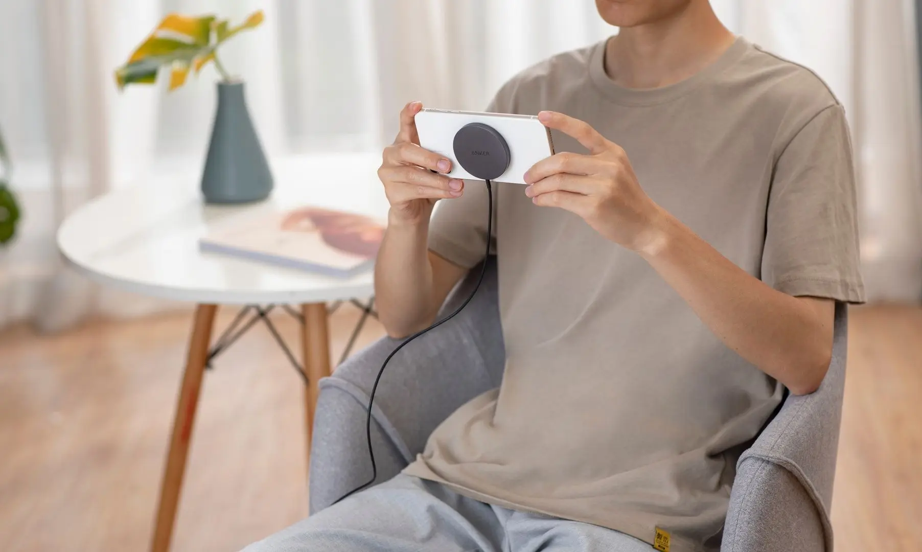 Беспроводное зарядное устройство Anker PowerWave Select+ Magnetic Pad (Grey) - 2