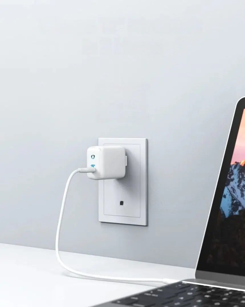 Incarcator Anker PowerPort III Mini A2615L21 (White)