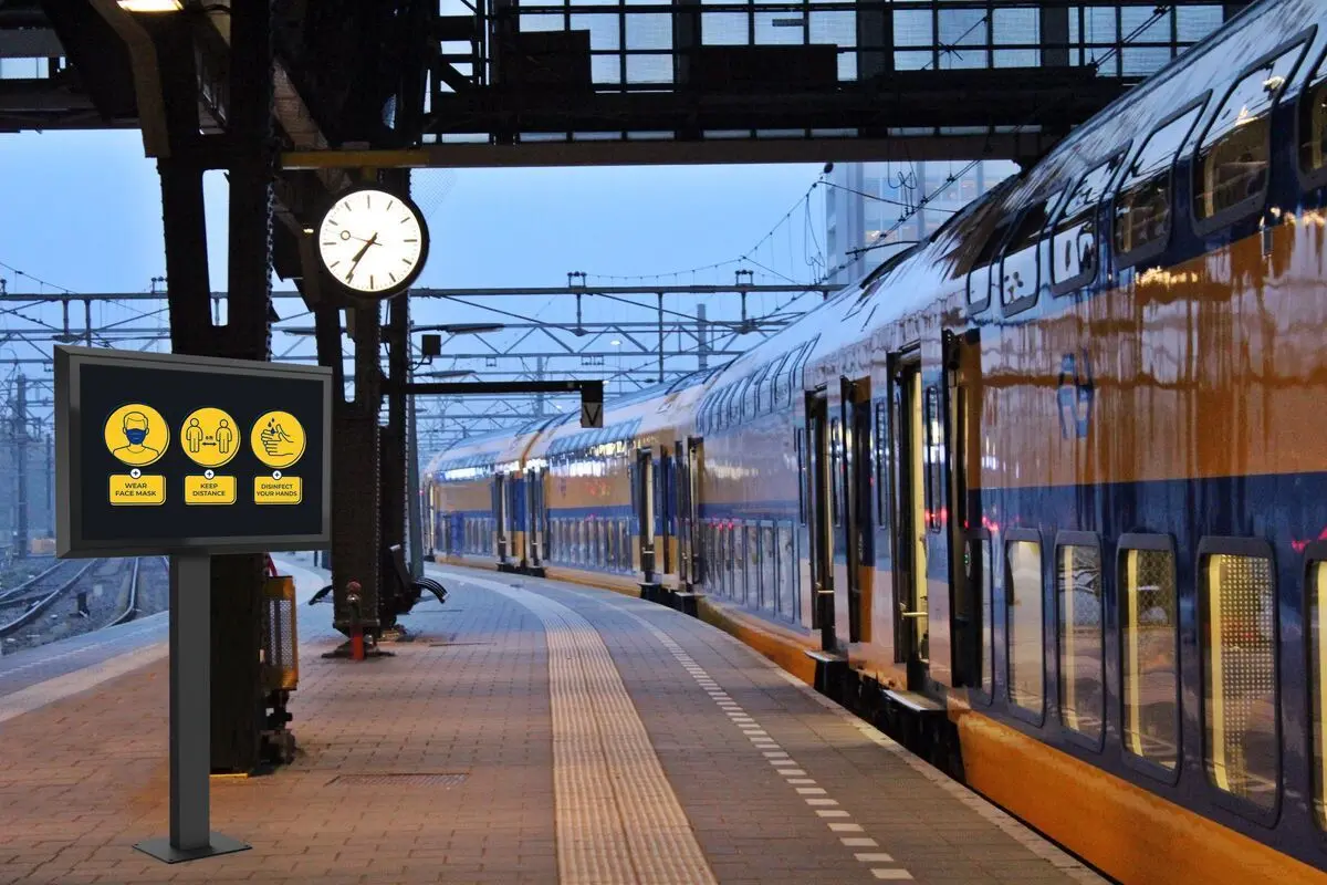 Кронштейн для телевизора Vogel'S POF 7602 (Black) - 3