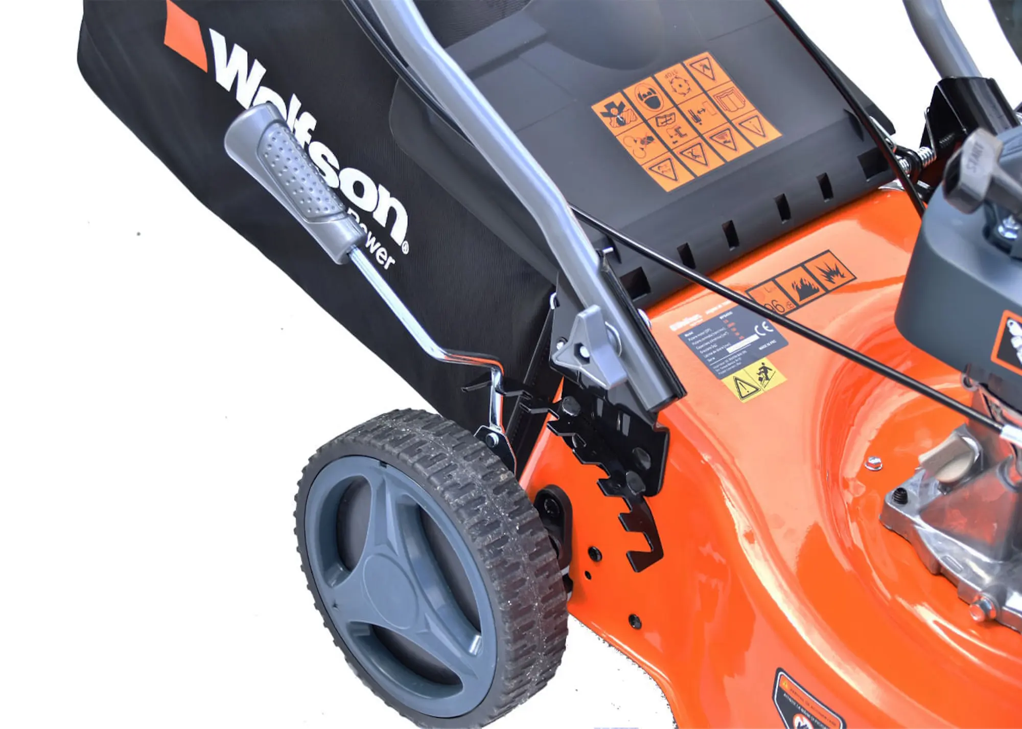 Masina de tuns iarba pe benzina Wolfson WFS4100