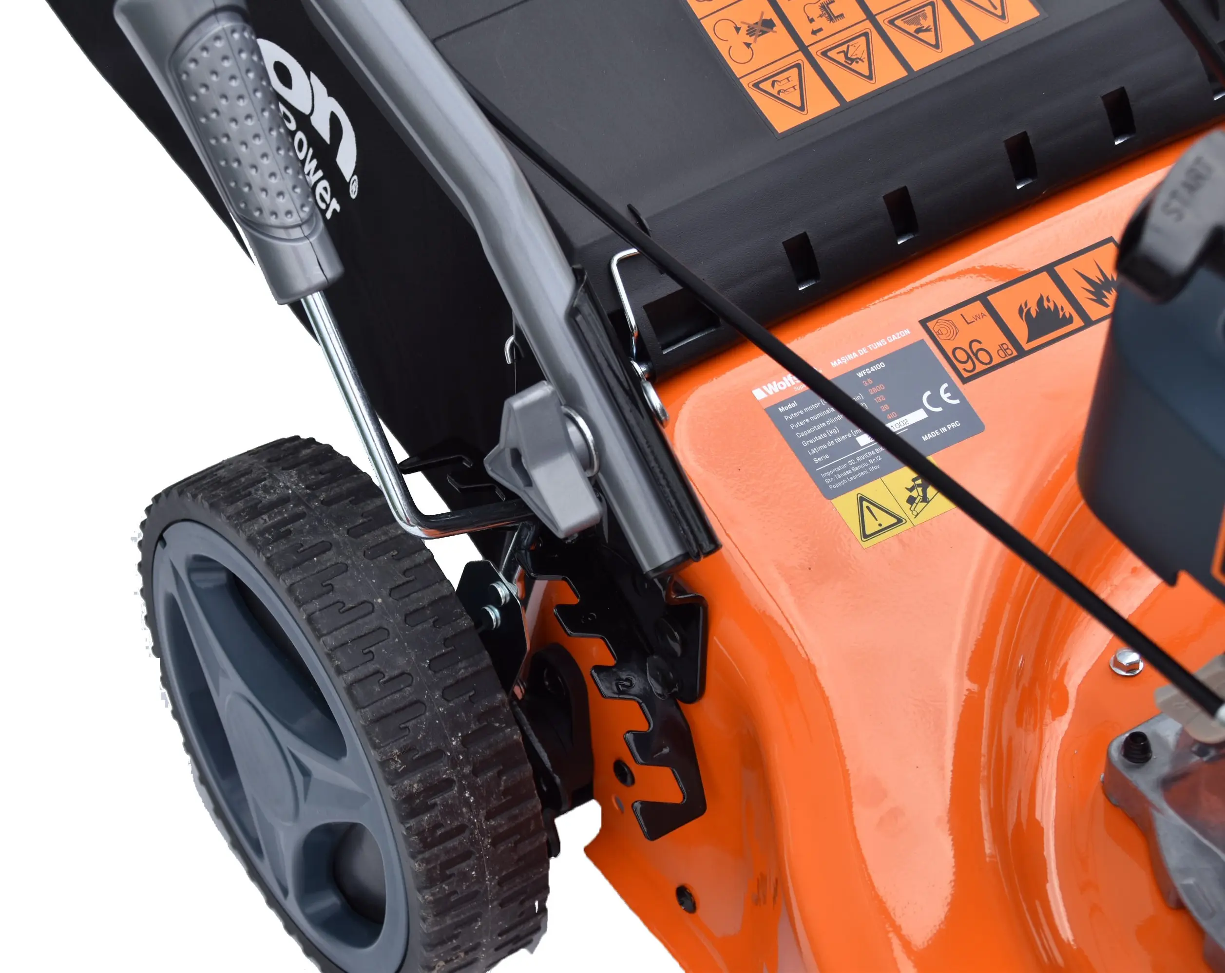 Masina de tuns iarba pe benzina Wolfson WFS4100