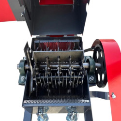 Измельчитель кормов Demetra DM-400-30PRO 220V Thumb