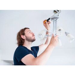 Установка люстры/лампы