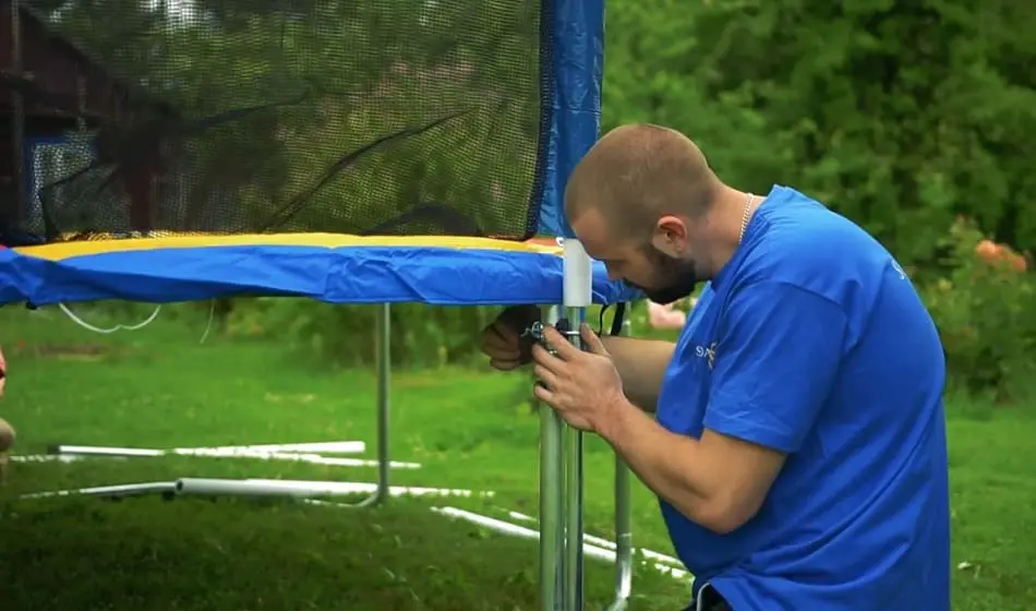 Asamblarea trambulinei