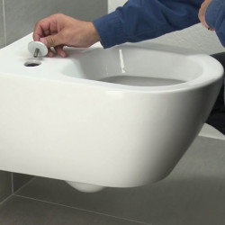 Установка подвесного унитаза Thumb