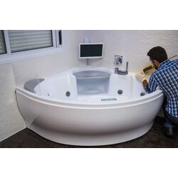 Установка ванны с гидромассажем