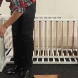 Asamblarea patucului pentru copii Thumb