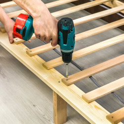 Сборка односпальной кровати Thumb