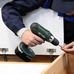 Asamblare tumba/dulap Thumb