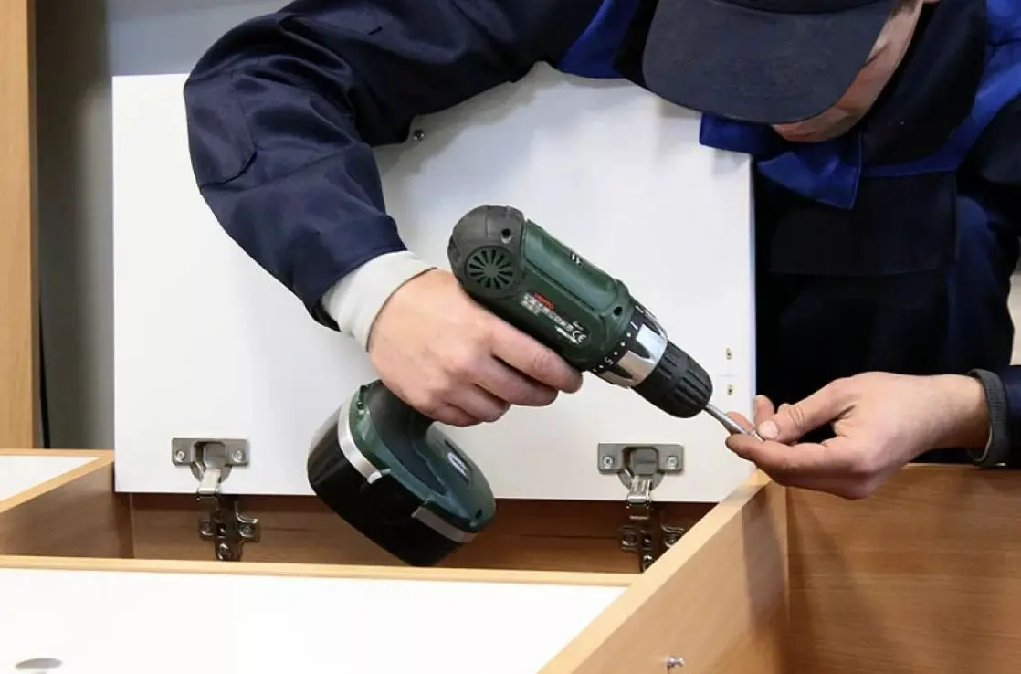 Asamblare tumba/dulap