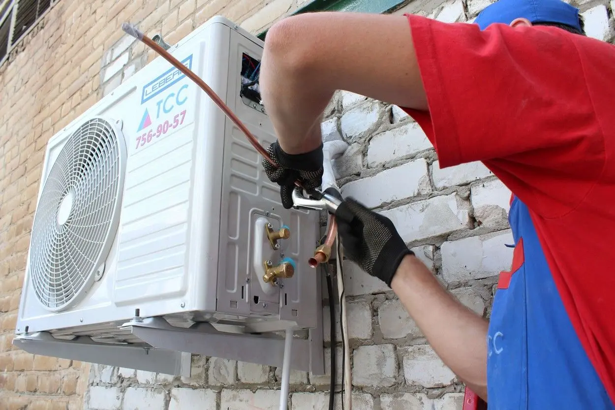 Установка кондиционера 24000 BTU